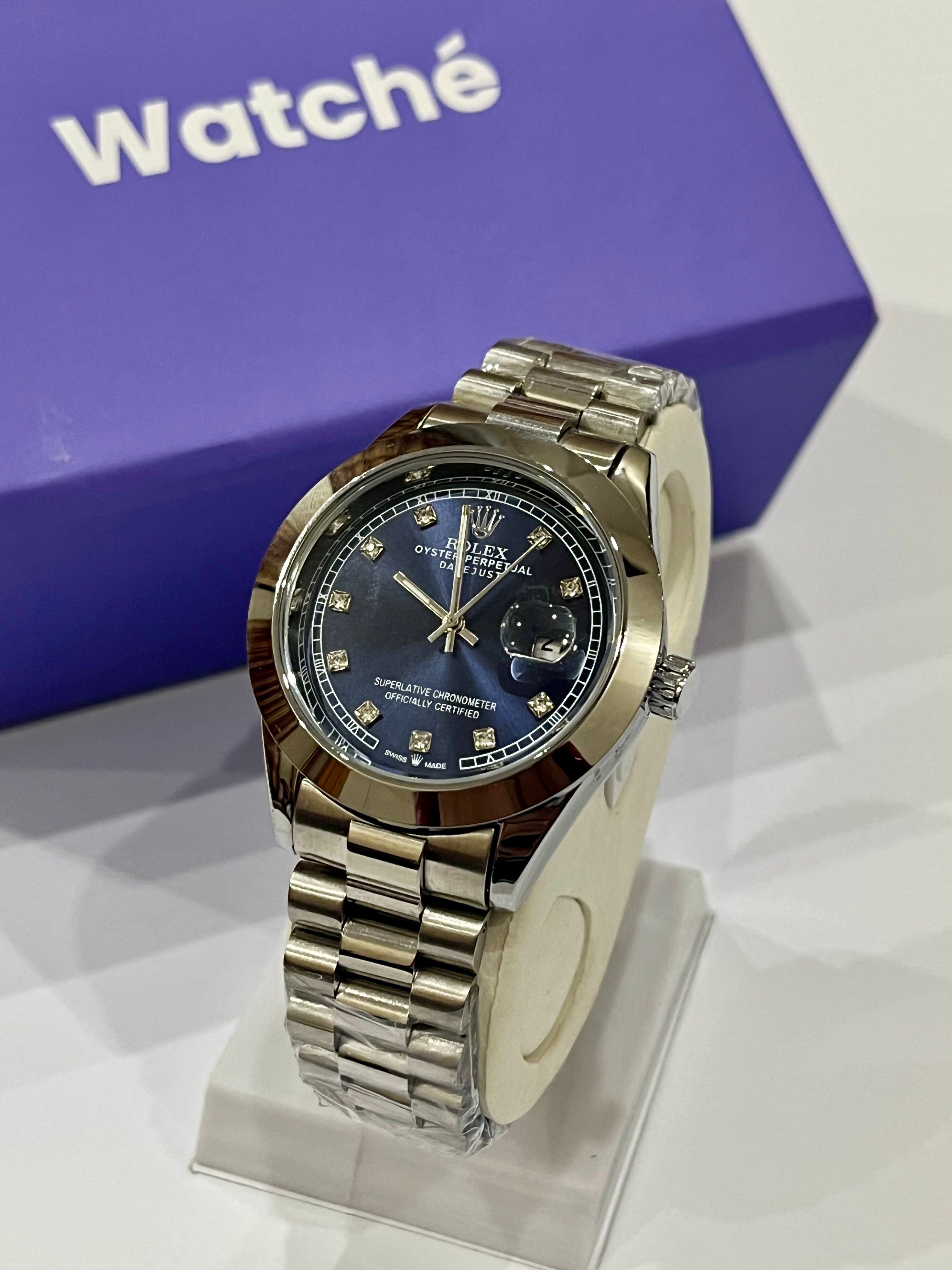 Rolex Silver Blue With Circular Lining